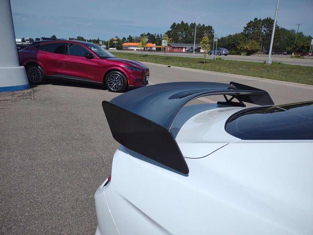 2020 Ford Mustang Shelby GT500 Carbon Fiber Track Package