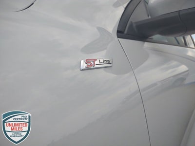 2025 Ford Escape Hybrid ST-Line Select