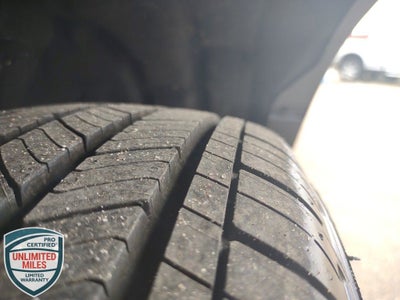 2025 Ford Escape Hybrid ST-Line Select