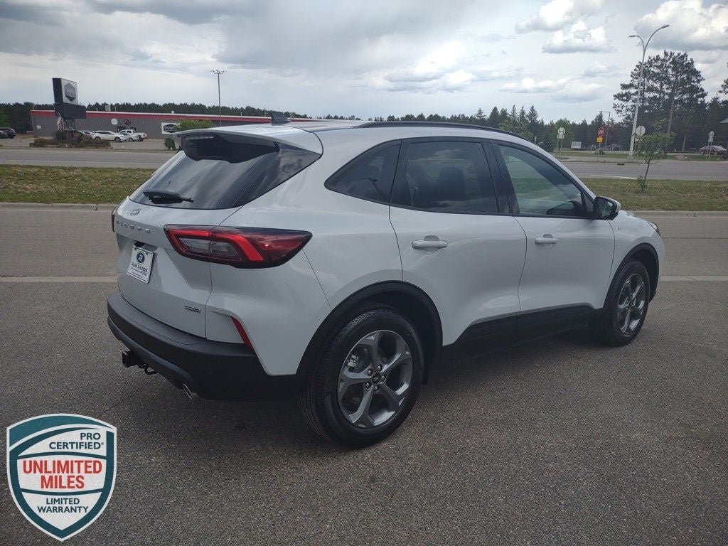 2025 Ford Escape Hybrid ST-Line Select