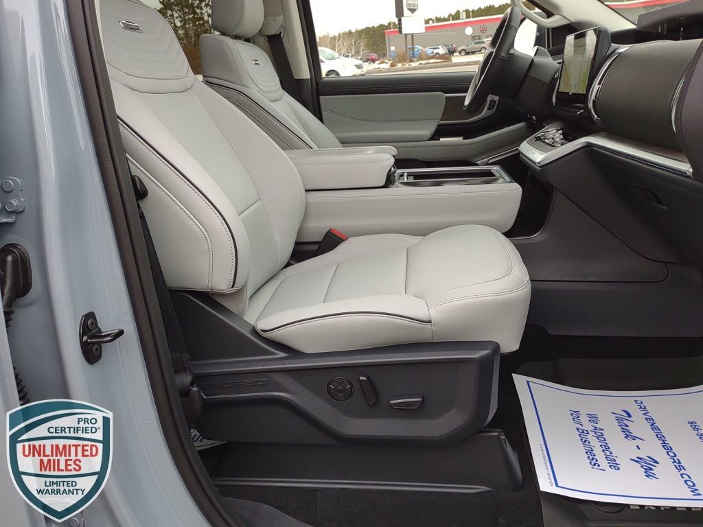 2025 Ford Expedition Max Platinum