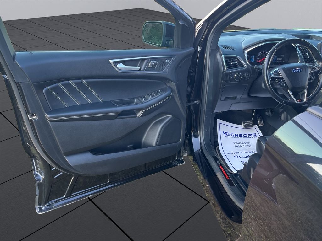 2021 Ford Edge ST