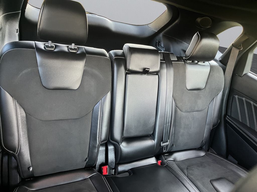 2021 Ford Edge ST