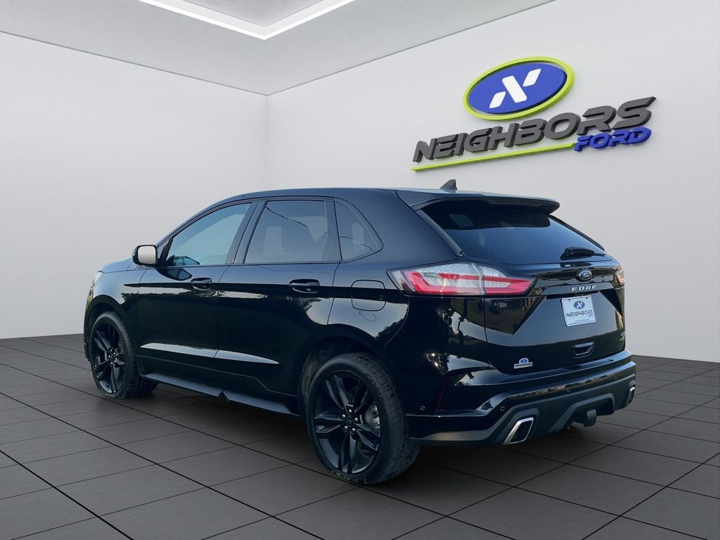 2021 Ford Edge ST