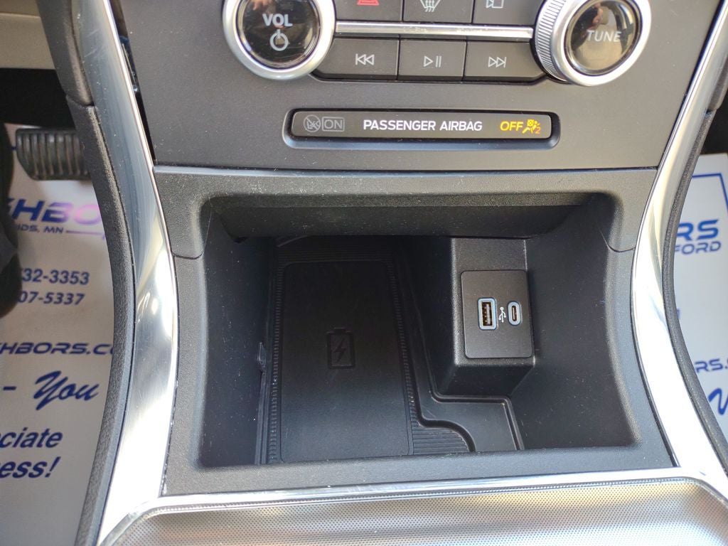 2022 Ford Edge Titanium