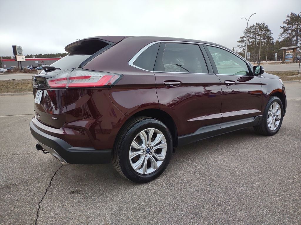 2022 Ford Edge Titanium
