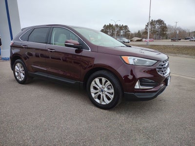 2022 Ford Edge Titanium
