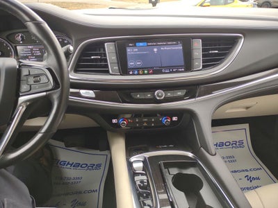2022 Buick Enclave Essence