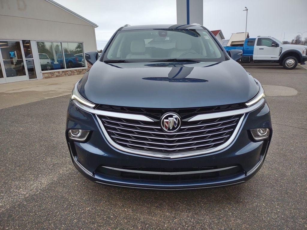 2022 Buick Enclave Essence