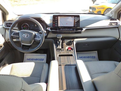 2021 Toyota Sienna Limited 7 Passenger