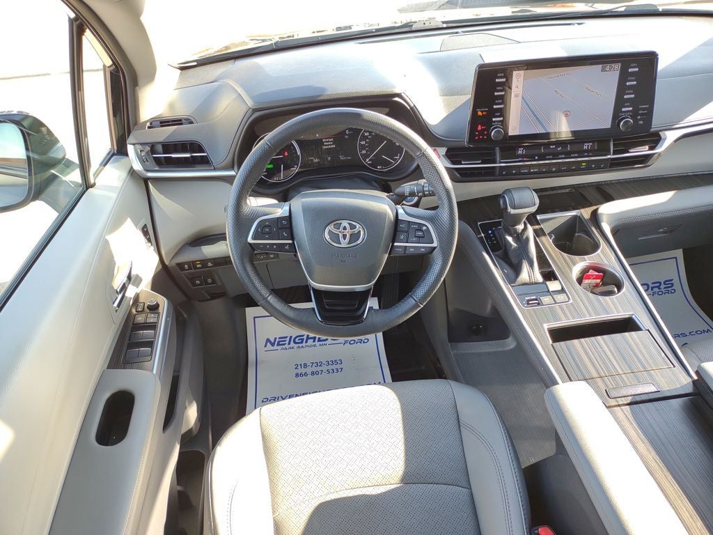 2021 Toyota Sienna Limited 7 Passenger