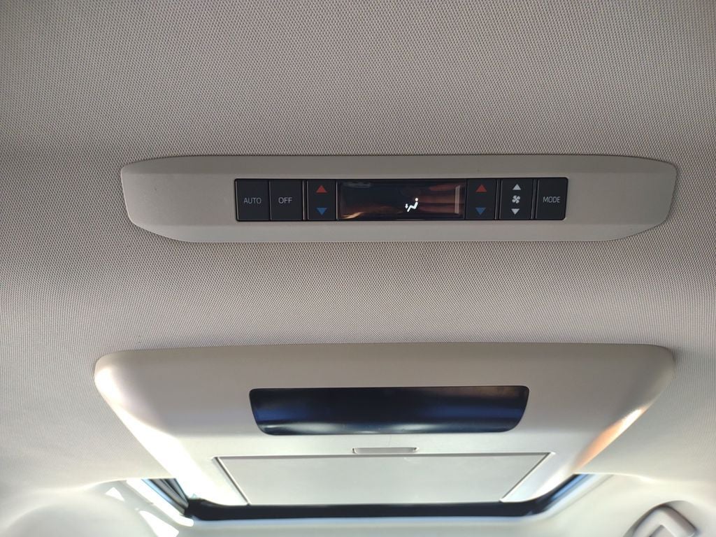 2021 Toyota Sienna Limited 7 Passenger