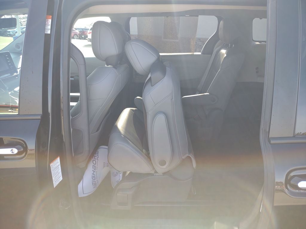 2021 Toyota Sienna Limited 7 Passenger