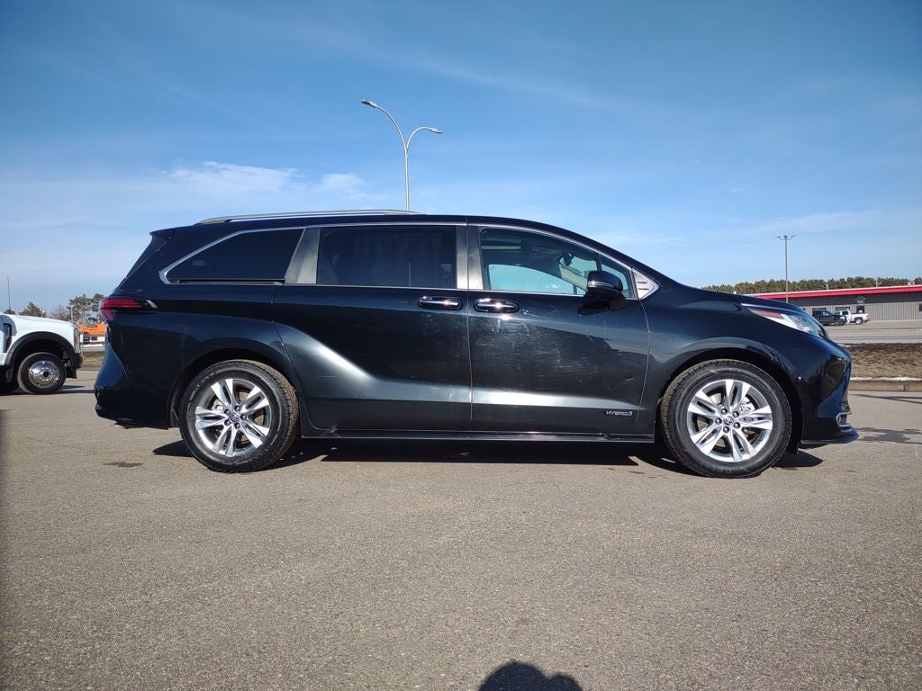 2021 Toyota Sienna Limited 7 Passenger
