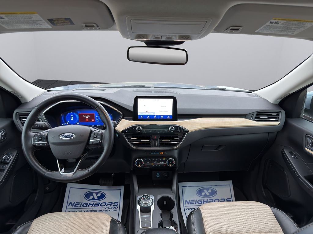 2022 Ford Escape Titanium