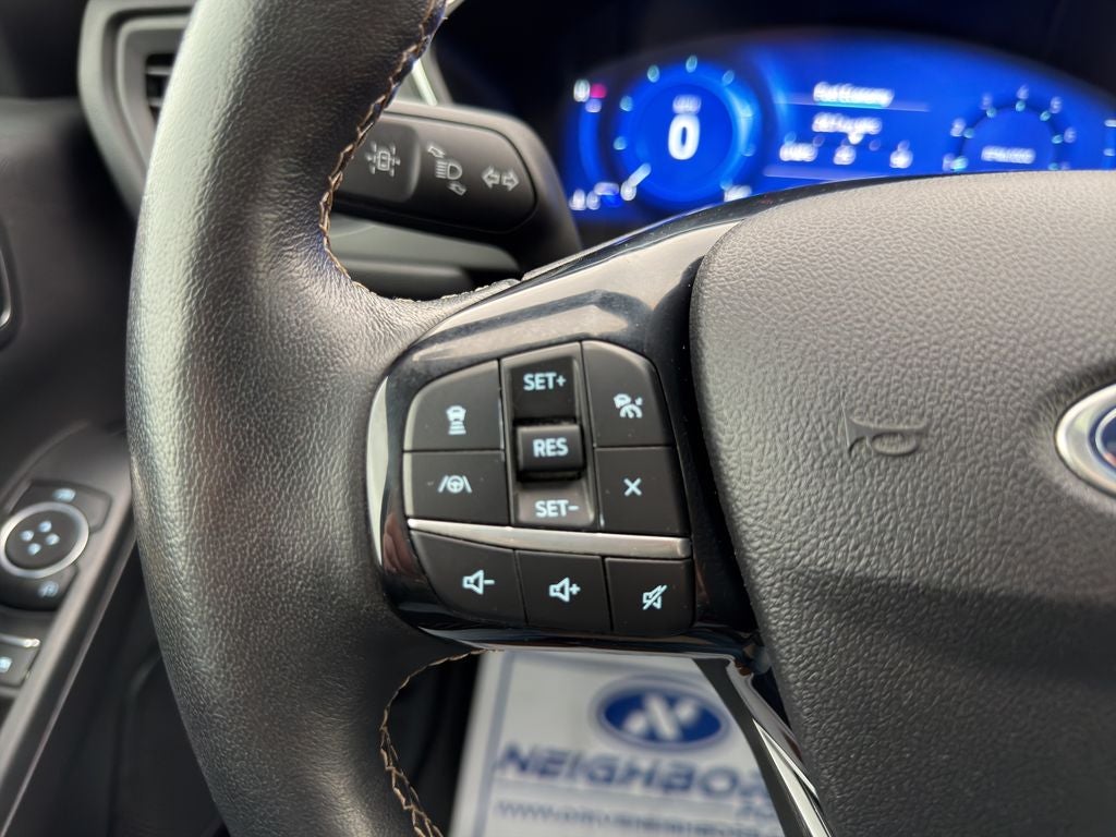 2022 Ford Escape Titanium