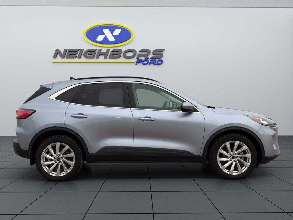 2022 Ford Escape Titanium