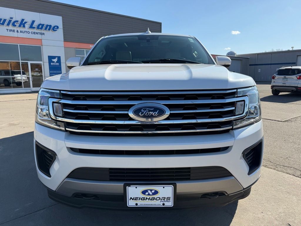 Used 2018 Ford Expedition XLT with VIN 1FMJK1JT4JEA30499 for sale in Thief River Falls, Minnesota