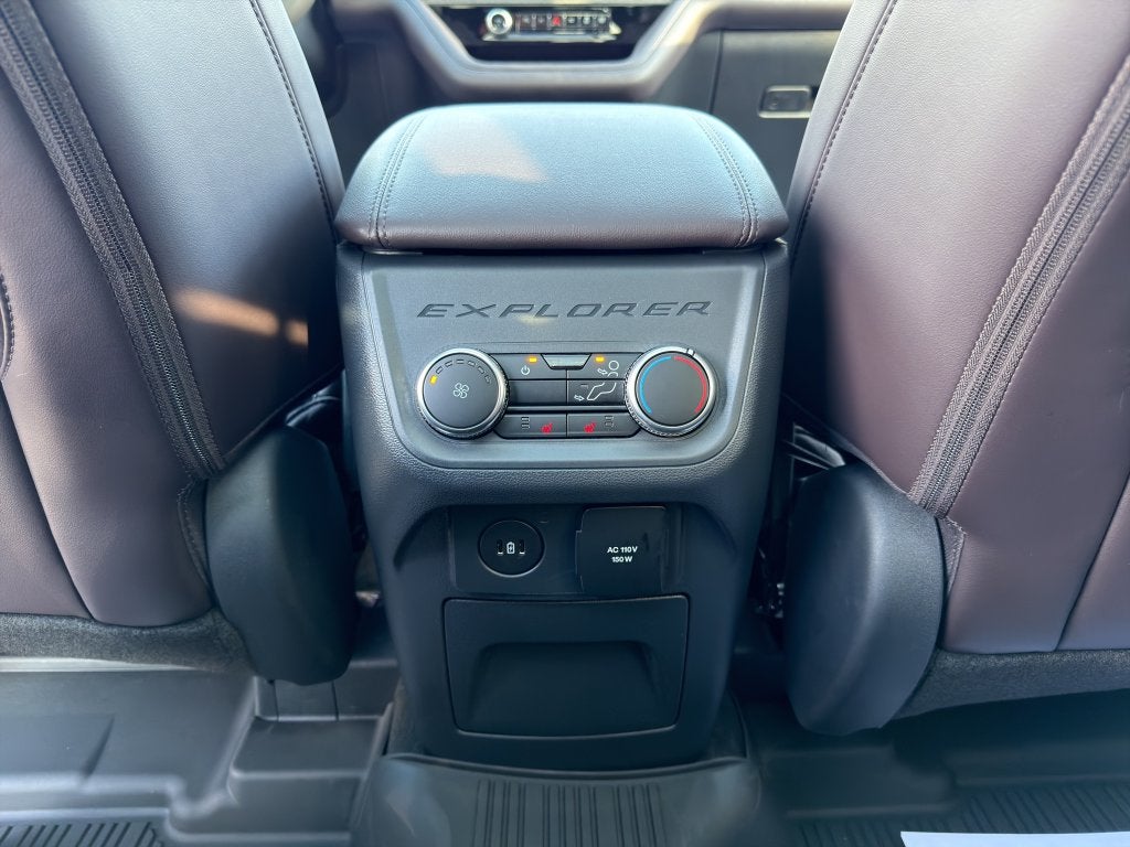2027 Ford Explorer Platinum