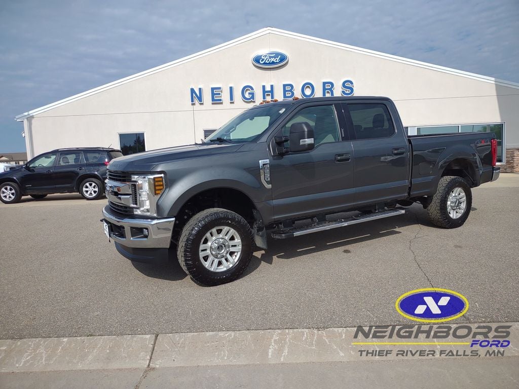 2019 Ford F-250 XLT 4x4 Crew Cab 6-3/4' Box's photo
