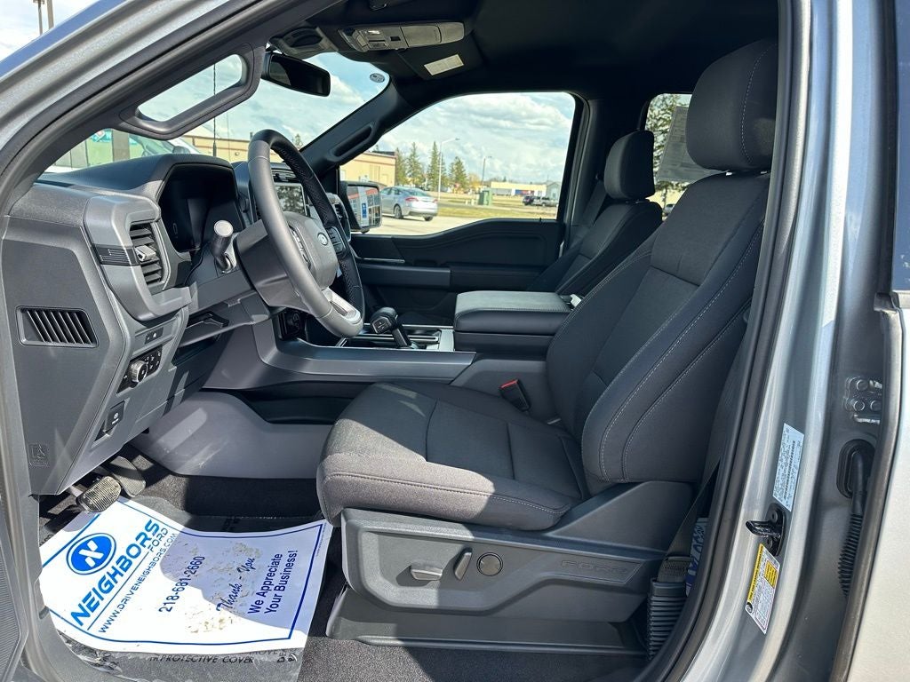 2025 Ford F-150 XLT - Photo 10