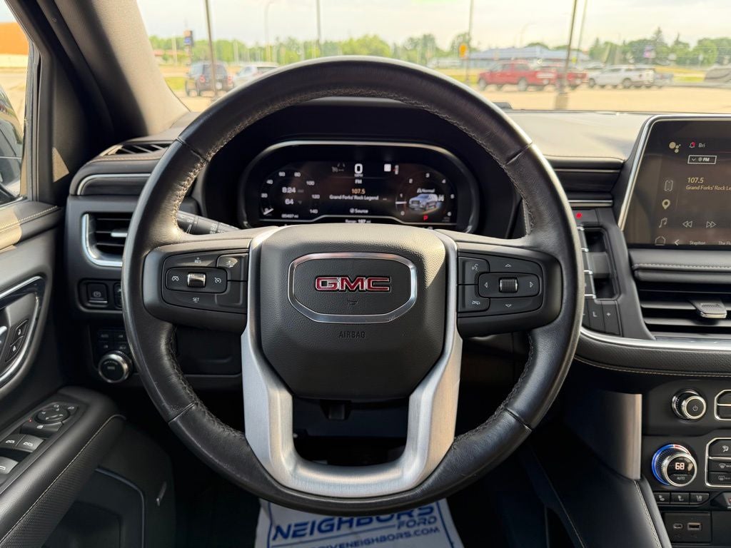 2022 GMC Yukon SLT