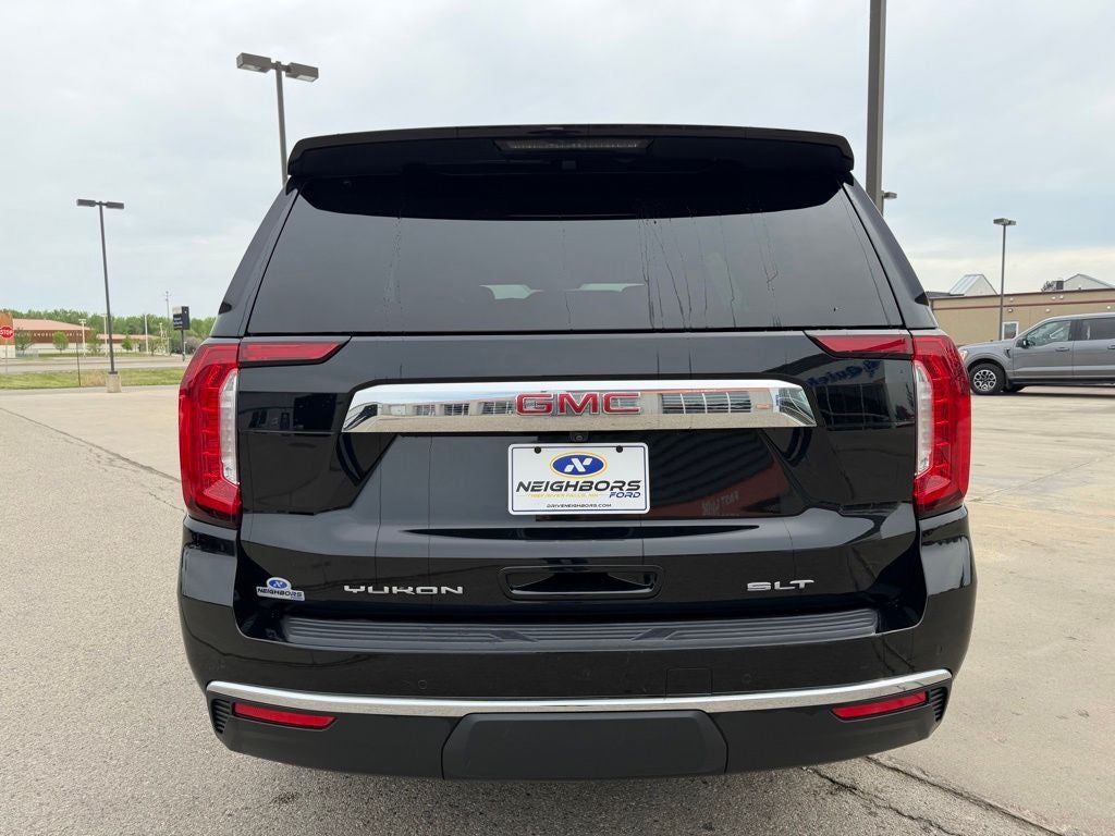 2022 GMC Yukon SLT