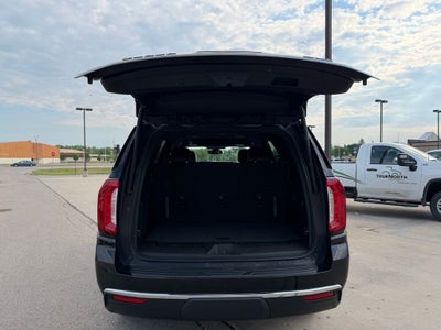 2022 GMC Yukon SLT