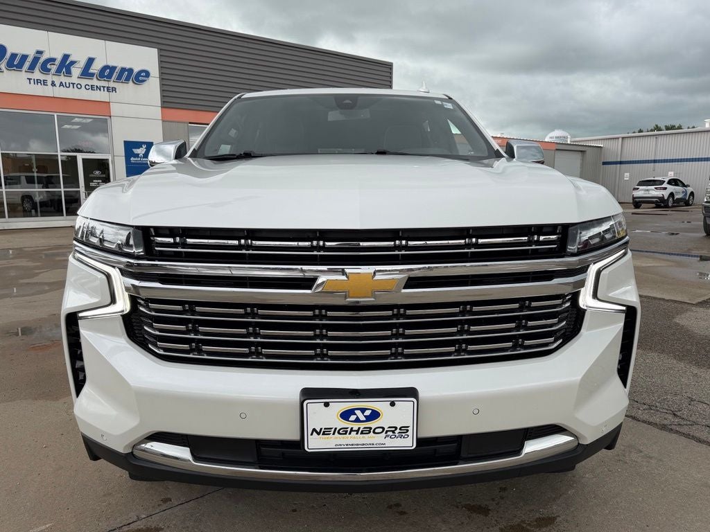 Used 2021 Chevrolet Suburban Premier with VIN 1GNSKFKD0MR471449 for sale in Thief River Falls, Minnesota