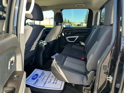 2020 Nissan Titan SV