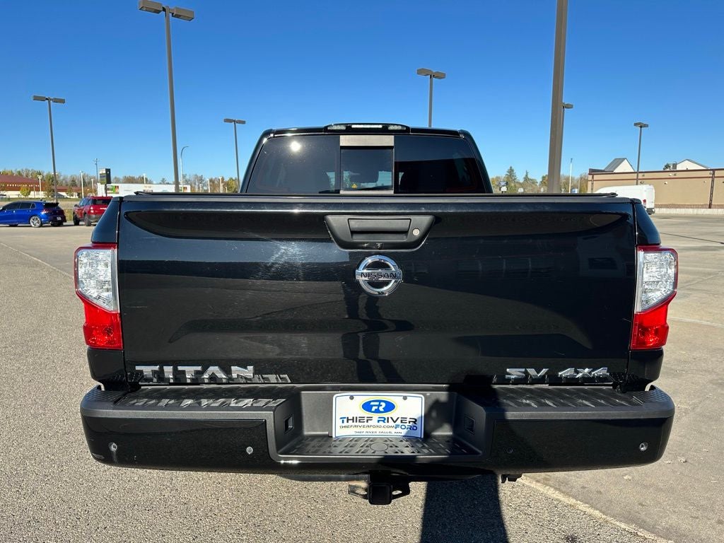 2020 Nissan Titan SV
