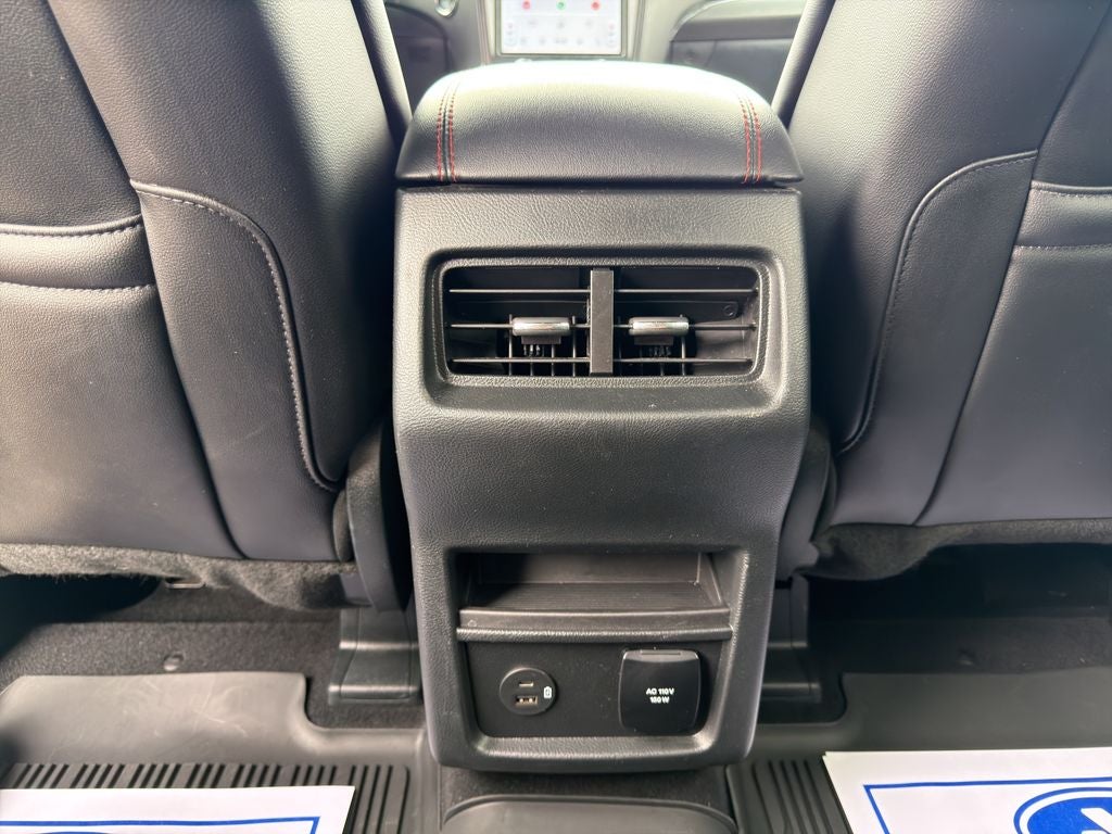 2022 Ford Edge ST Line