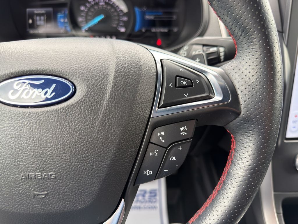 2022 Ford Edge ST Line
