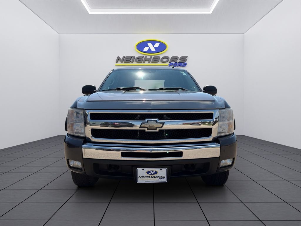Used 2010 Chevrolet Silverado 1500 LT with VIN 3GCRKSE31AG188668 for sale in Thief River Falls, Minnesota